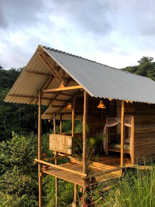 La Mona Eco Cabins ปาโลมิโน ภายนอก รูปภาพ