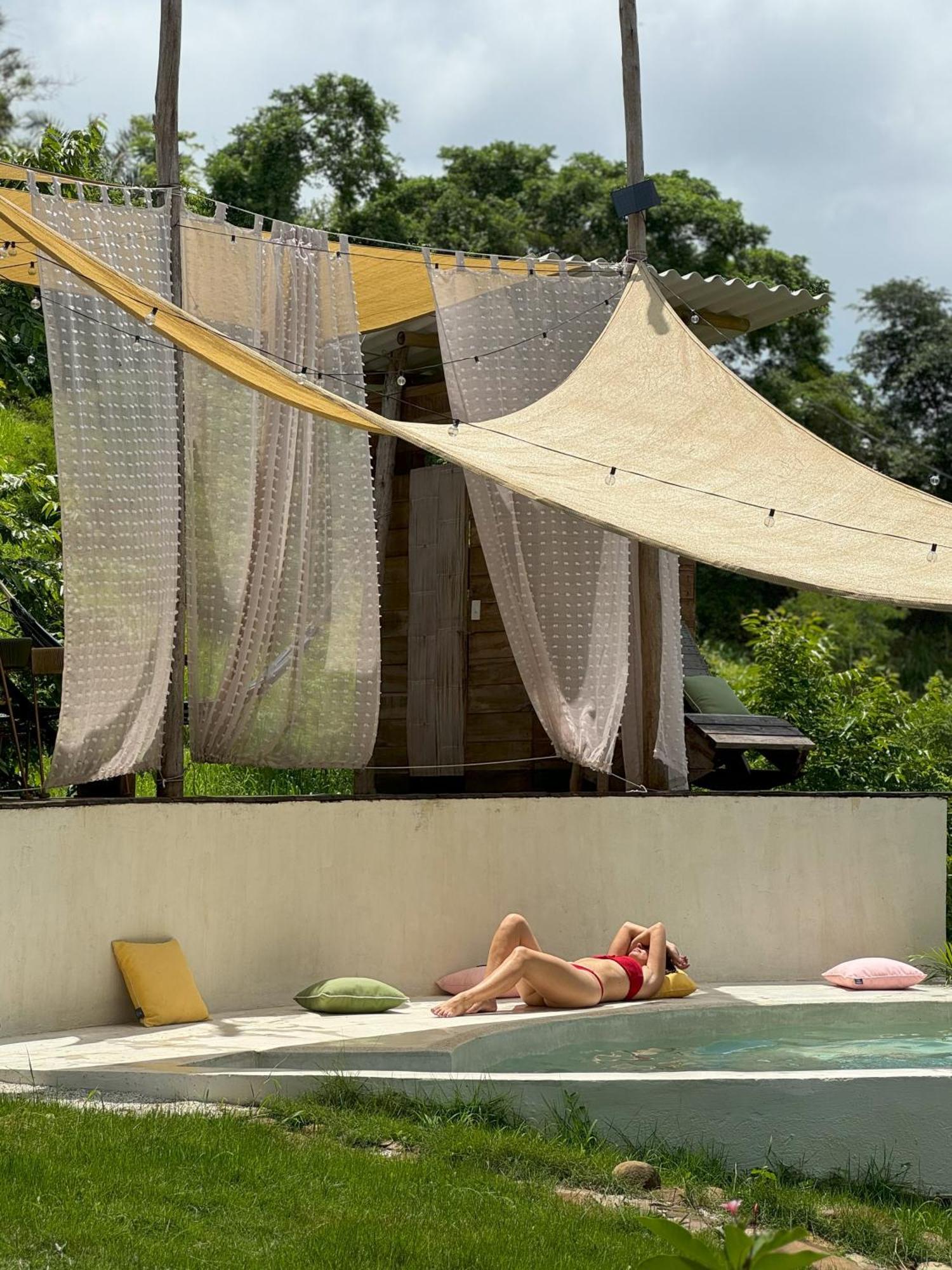 La Mona Eco Cabins ปาโลมิโน ภายนอก รูปภาพ